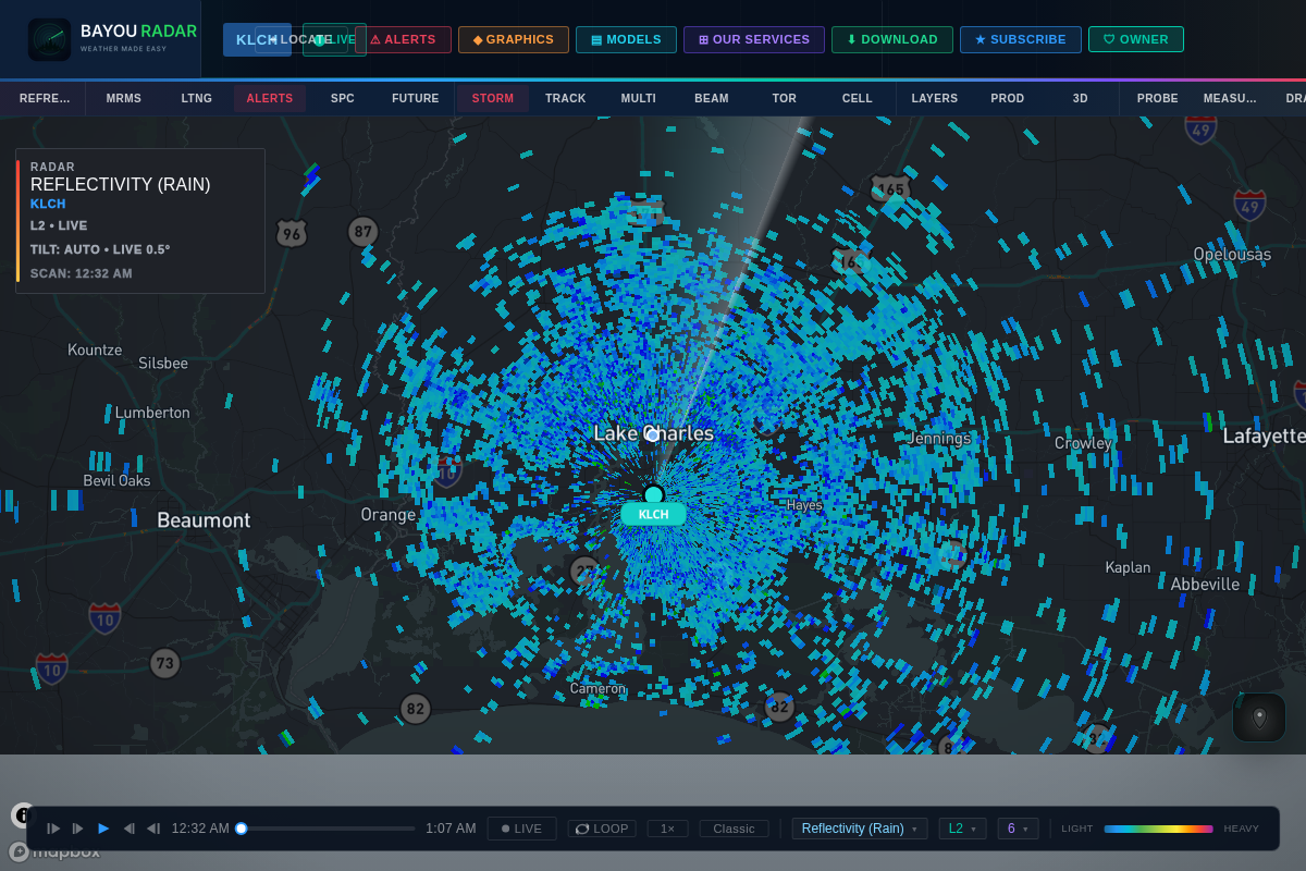 BayouRadar tornado radar showing rotation markers and storm cell threat vectors